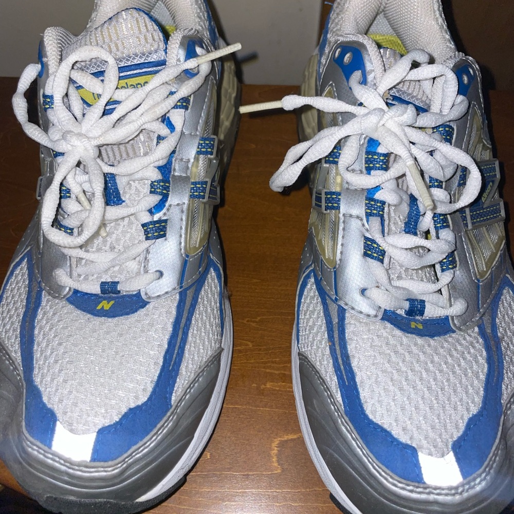 New Balance Blue and Silver Athletic Running Shoe, size 11